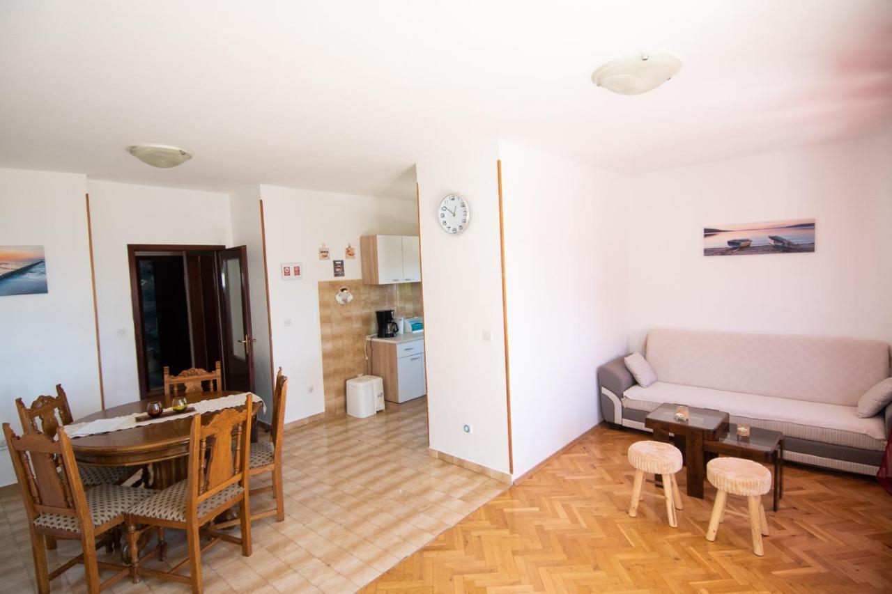 Apartmani Ivana 2 Kastela Dış mekan fotoğraf