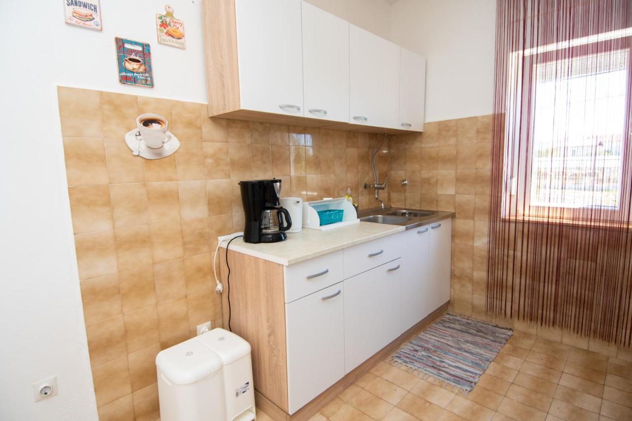 Apartmani Ivana 2 Kastela Dış mekan fotoğraf