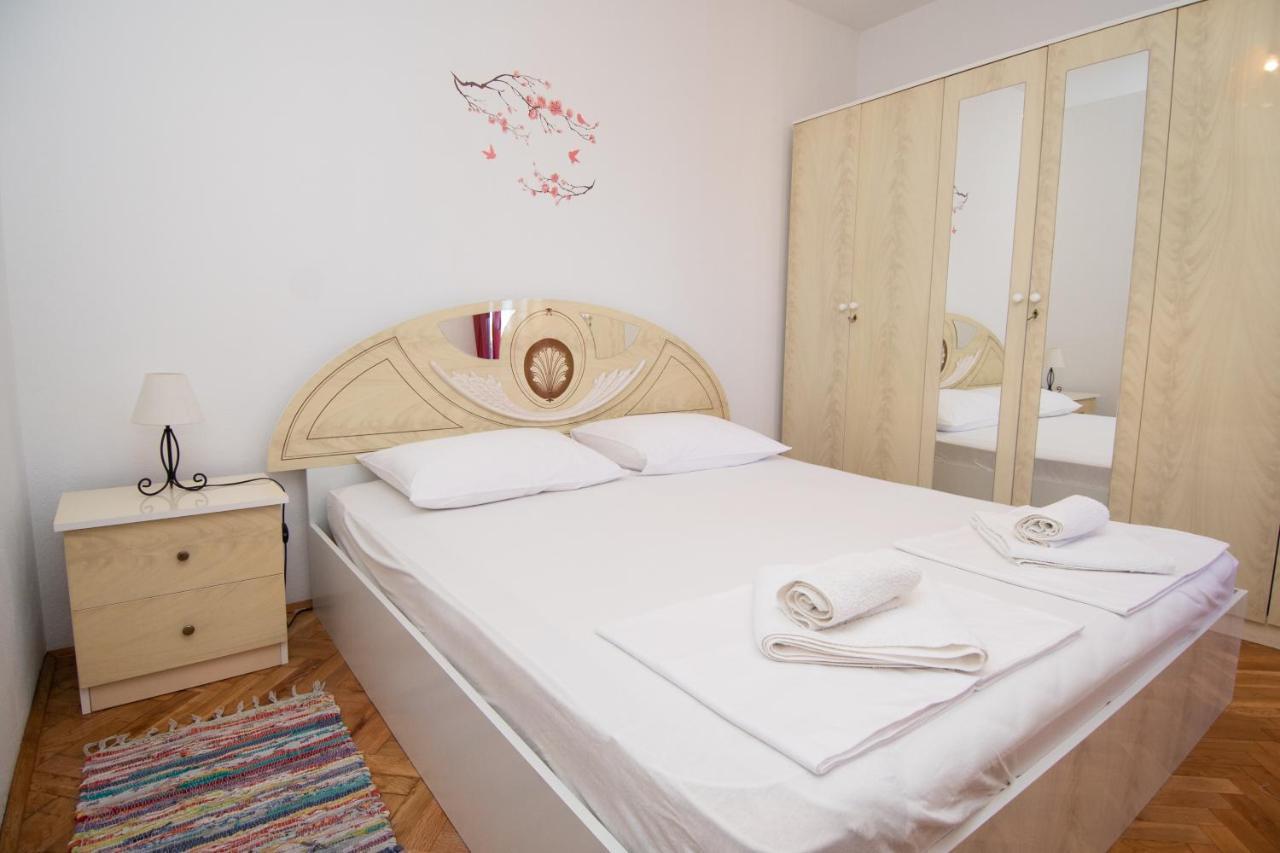 Apartmani Ivana 2 Kastela Dış mekan fotoğraf