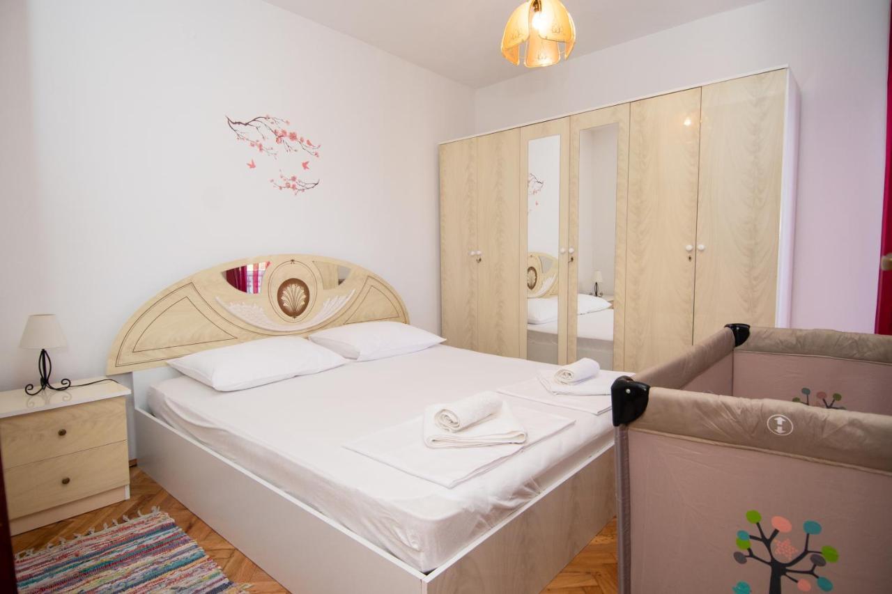 Apartmani Ivana 2 Kastela Dış mekan fotoğraf