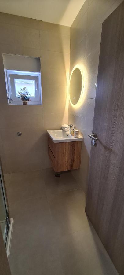 Apartmani Ivana 2 Kastela Dış mekan fotoğraf